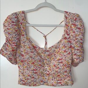 3 for $25! ASTR The Label‎ Multicolor Floral Ruched Pleated Crop Blouse, Small